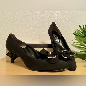 Vintage Piccolinos Black Satin Pumps w/ Rhinestone Rosette | Women's Size 10